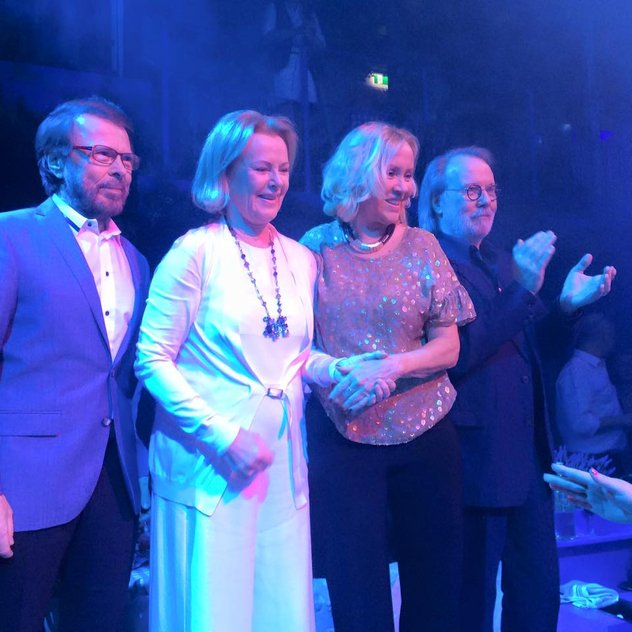 Bjorn, Frida, Agnetha en Benny voor het eerst sinds jaren weer bij elkaar tijdens de première van Mamma Mia The Party in Stockholm 20 januari 2016