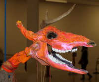 Mooie drakenkop in het Muhka museum.