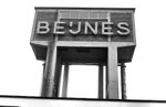 Het ketelhuis van de voormalige Beijnesfabriek in Beverwijk is helaas niet meer. Deze zat op het dak van het gebouw waar nu de kringloopwinkel in zit. Binnenkort dus meer over de geschiedenis van Beijnes. 
